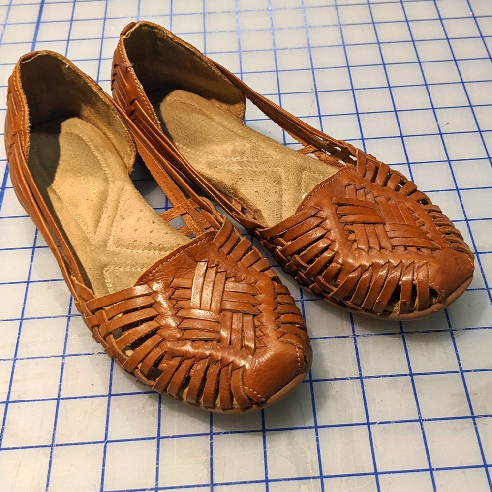Naturalizer Huaraches -6.5
